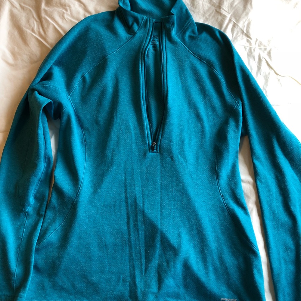 Patagonia women’s med capilene
